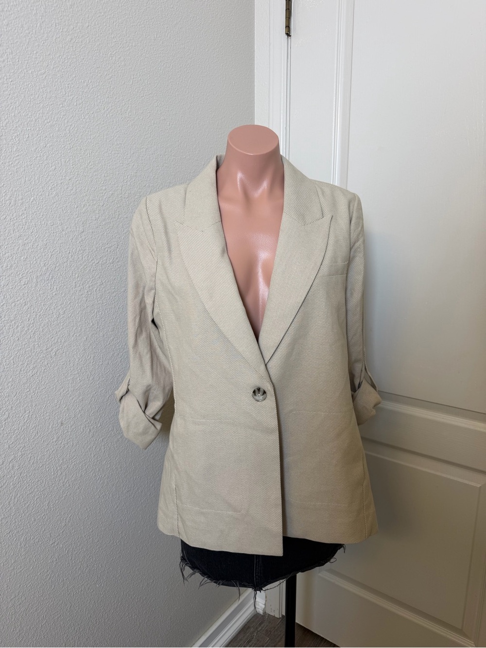 Democracy Light Beige Single-Button Blazer